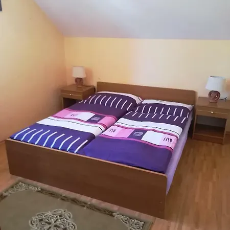 Chalupabara Holiday home Hrabusice
