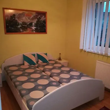 Holiday home Chalupabara Hrabusice