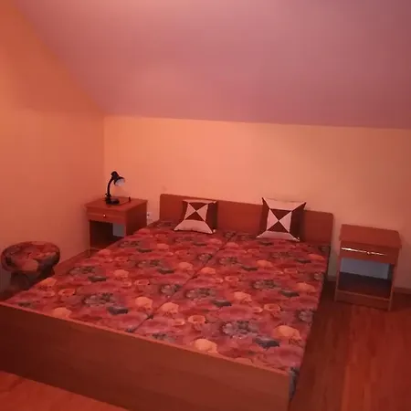 Chalupabara * Káposztafalva